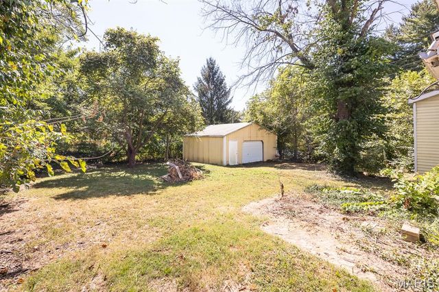 2901 Fernwood Avenue, Alton, IL 62002