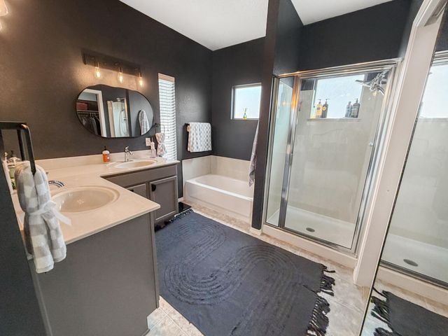 5543 Costa Uerde Road NW, Albuquerque, NM 87120