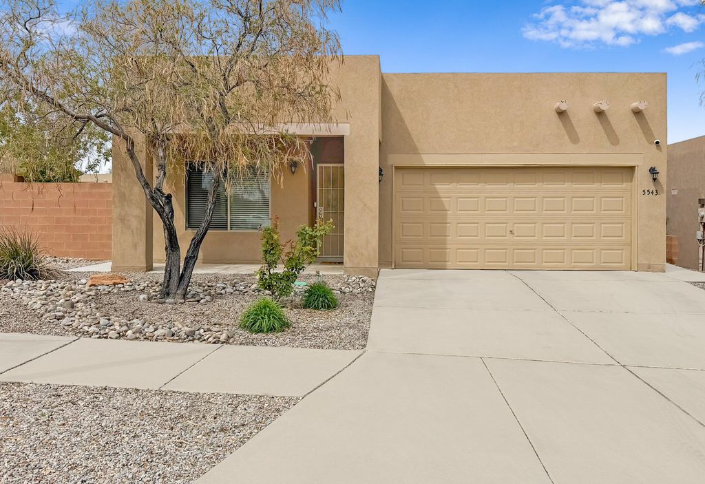 5543 Costa Uerde Road NW, Albuquerque, NM 87120