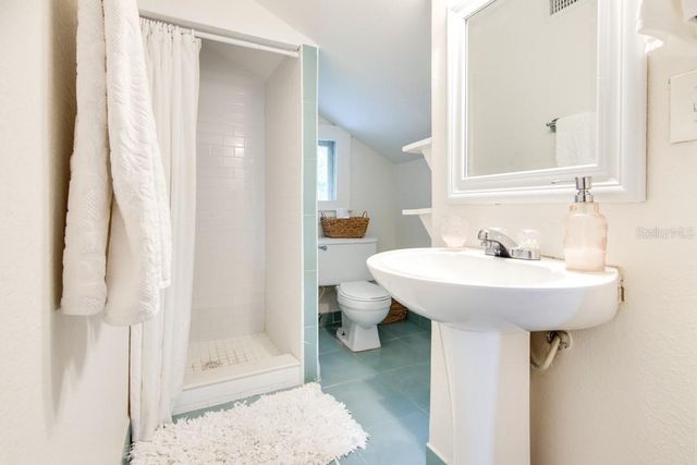 706 W PATTERSON STREET, Lakeland, FL 33803