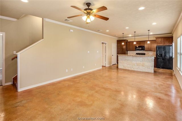 3364 Keefer Loop, College Station, TX 77845