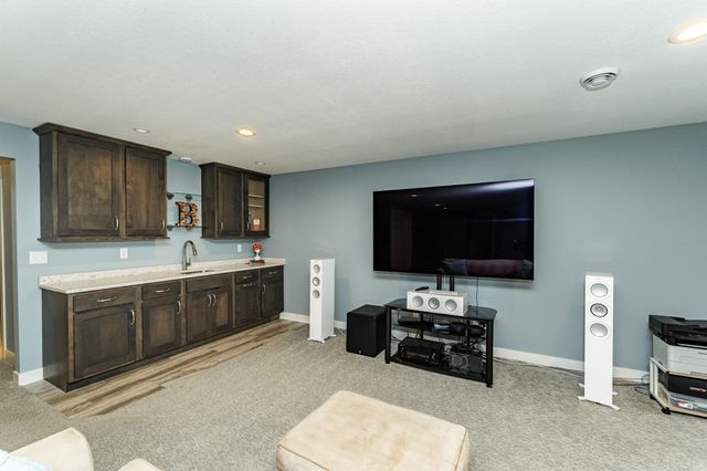 4283 Stone Point Drive NE, Rochester, MN 55906