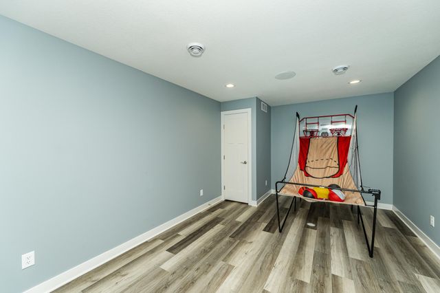 4283 Stone Point Drive NE, Rochester, MN 55906