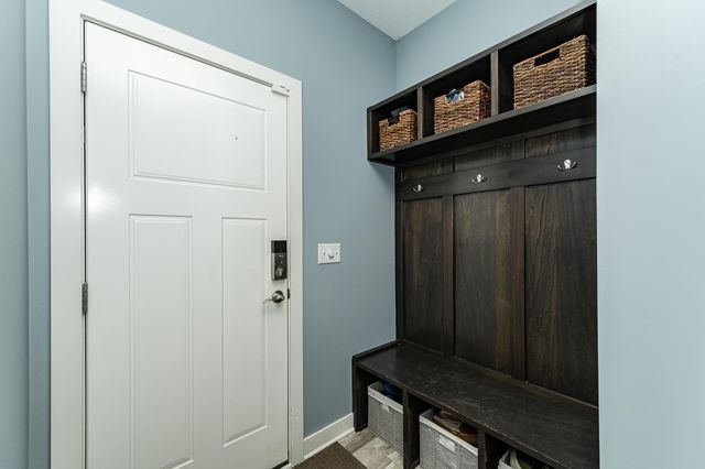 4283 Stone Point Drive NE, Rochester, MN 55906