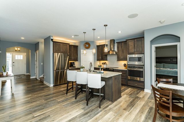 4283 Stone Point Drive NE, Rochester, MN 55906