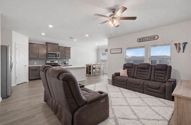 719 Dove Haven Way, Lavon, TX 75166