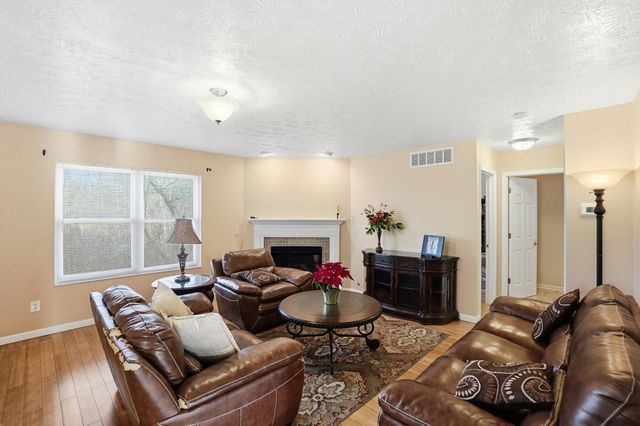 5757 Ericsson Way 5757 Ericsson Way, Dayton, OH 45426