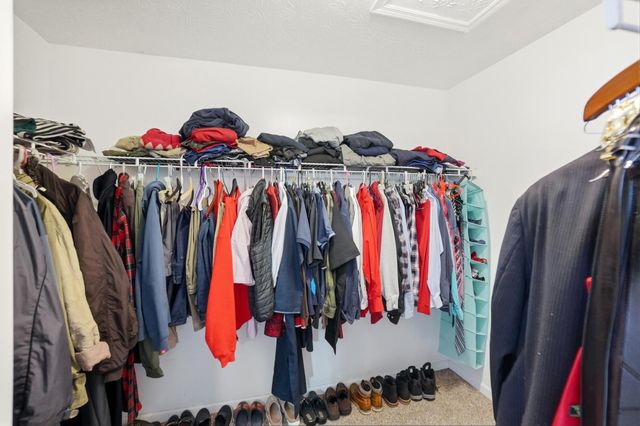 5757 Ericsson Way 5757 Ericsson Way, Dayton, OH 45426