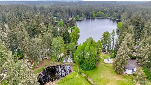 14609 Parkdale Drive NW, Gig Harbor, WA 98329