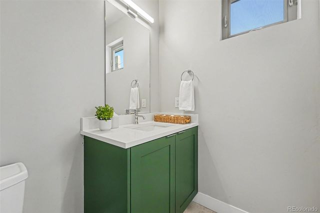 2816 N Federal Boulevard, Denver, CO 80211