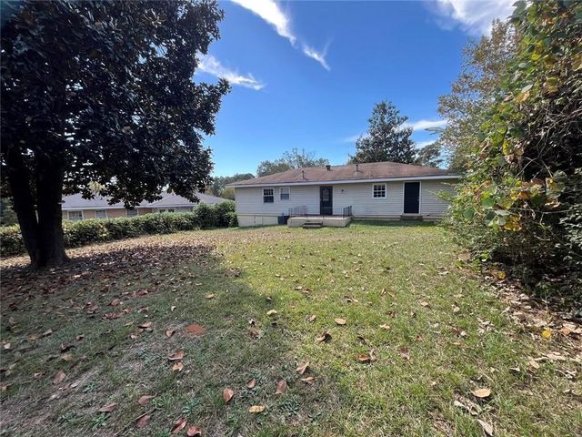 4090 W Oak Drive, Macon, GA 31210