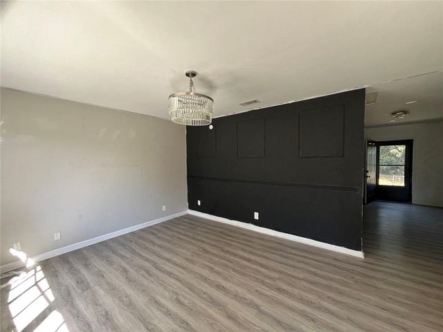 4090 W Oak Drive, Macon, GA 31210