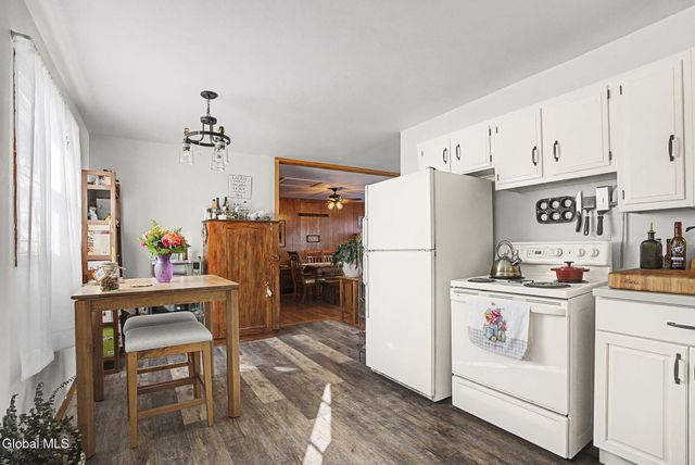 2013 Piney Point Road, Troy, NY 12180