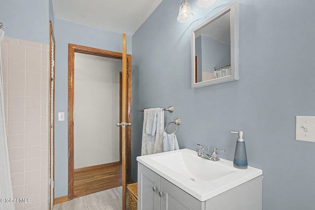 2013 Piney Point Road, Troy, NY 12180