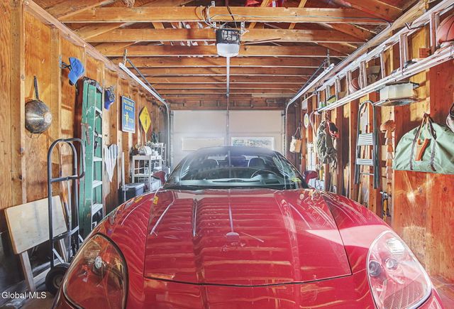 2013 Piney Point Road, Troy, NY 12180