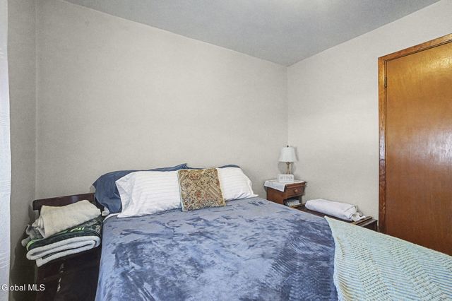 2013 Piney Point Road, Troy, NY 12180