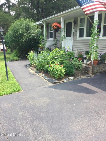 2013 Piney Point Road, Troy, NY 12180