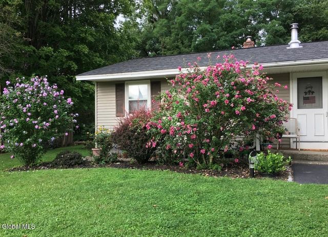 2013 Piney Point Road, Troy, NY 12180