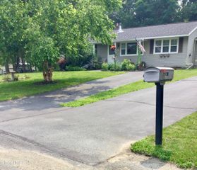 2013 Piney Point Road, Troy, NY 12180