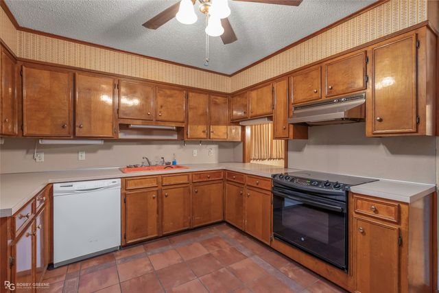 204 Cathey Road, Stonewall, LA 71078