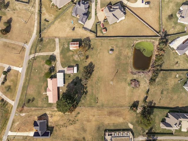 204 Cathey Road, Stonewall, LA 71078