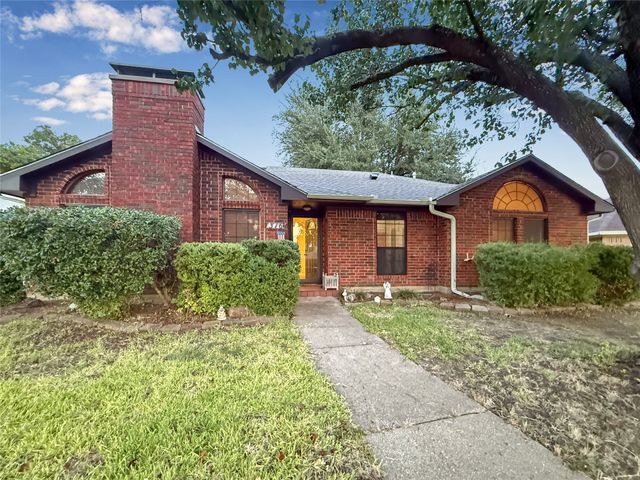 316 N Winding Oaks Drive, Wylie, TX 75098