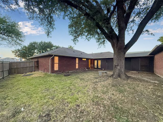 316 N Winding Oaks Drive, Wylie, TX 75098