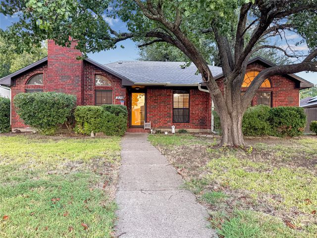 316 N Winding Oaks Drive, Wylie, TX 75098