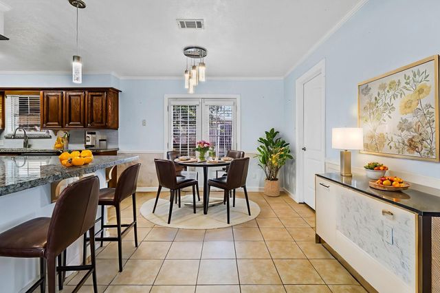 175 Greenwood Drive, Livingston, TX 77351