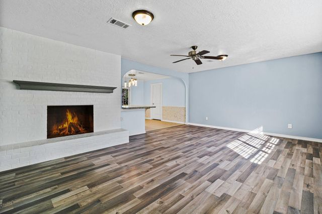 175 Greenwood Drive, Livingston, TX 77351