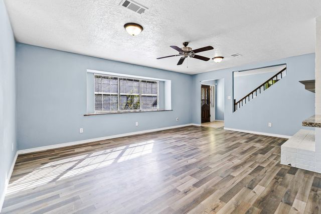 175 Greenwood Drive, Livingston, TX 77351