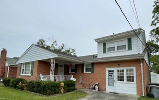 18 Bonneville DR, Hampton, VA 23664