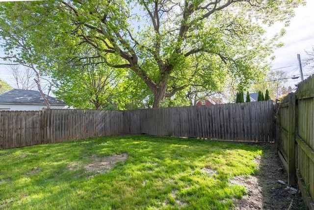 1823 Marquette STREET, Racine, WI 53402