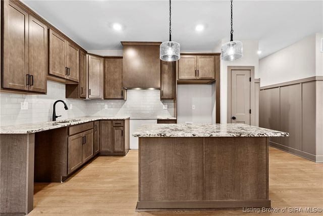 4629 Red Tail Ridge 226, Jeffersonville, IN 47130