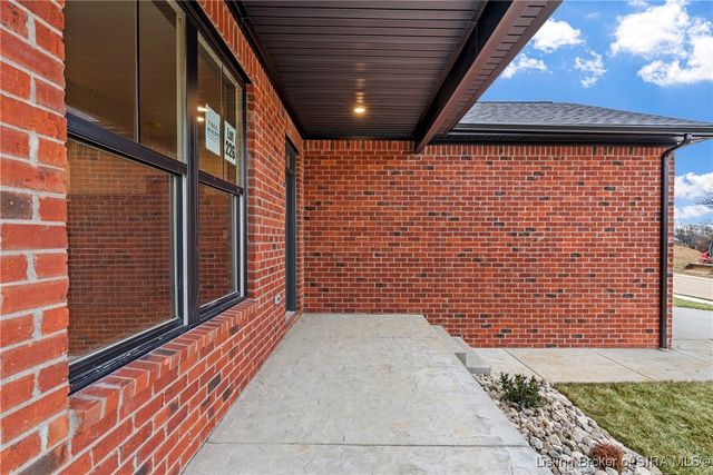 4629 Red Tail Ridge 226, Jeffersonville, IN 47130