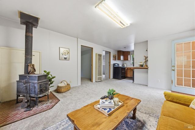 9489 Rio Vista Rd, Forestville, CA 95436