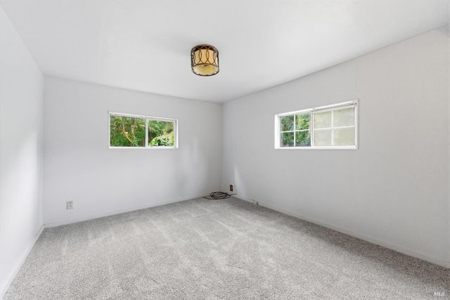 9489 Rio Vista Rd, Forestville, CA 95436