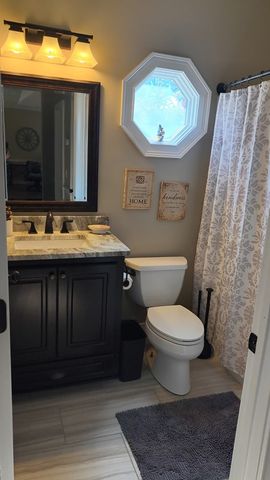 35 Rose Ct, Dothan, AL 36303