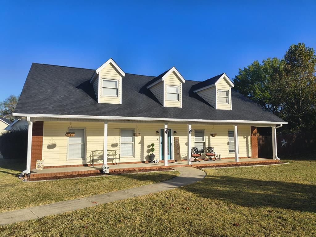 35 Rose Ct, Dothan, AL 36303