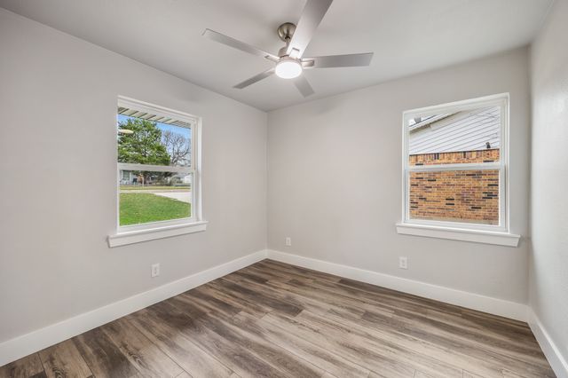 226 W Center Street, Duncanville, TX 75116