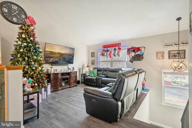 6585 11TH ST, Chesapeake Beach, MD 20732