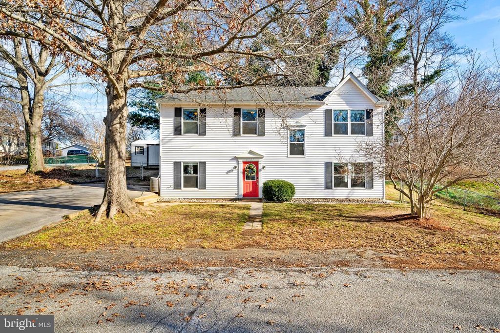 6585 11TH ST, Chesapeake Beach, MD 20732