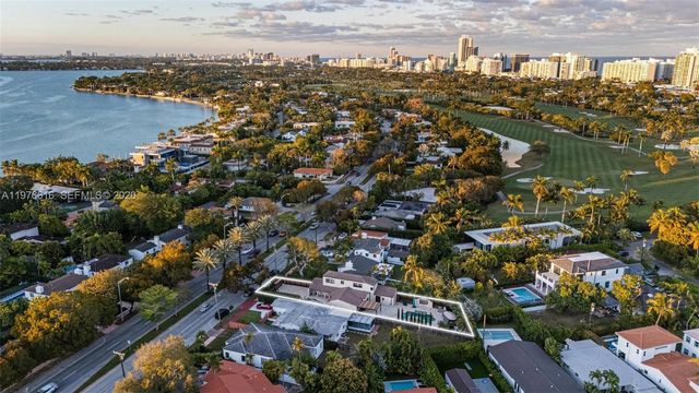 5135 Alton Rd, Miami Beach, FL 33140