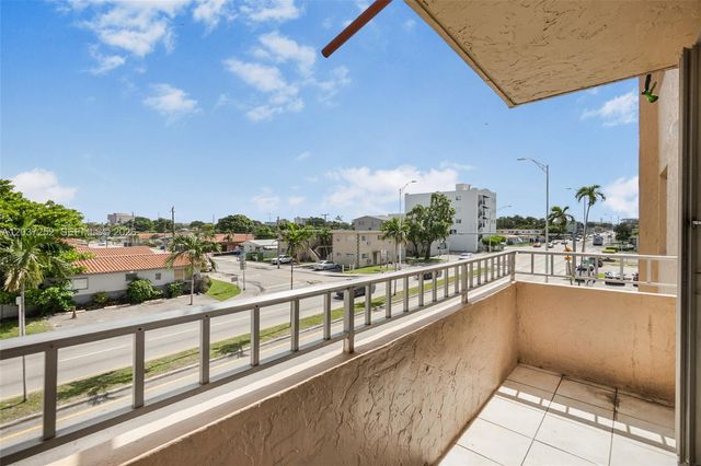 6090 W Flagler Street 307, Miami, FL 33144