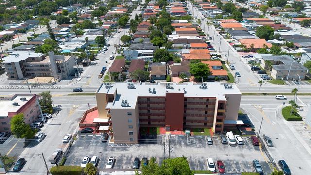 6090 W Flagler Street 307, Miami, FL 33144