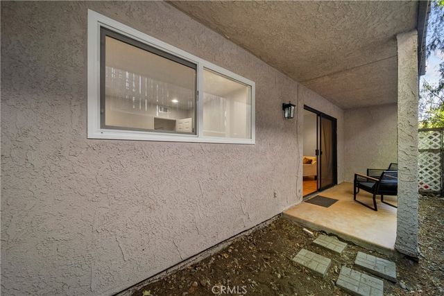 17847 Beneda Lane 10, Canyon Country, CA 91351