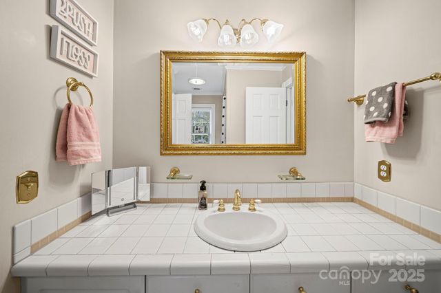 32618 Guard Road, Albemarle, NC 28001