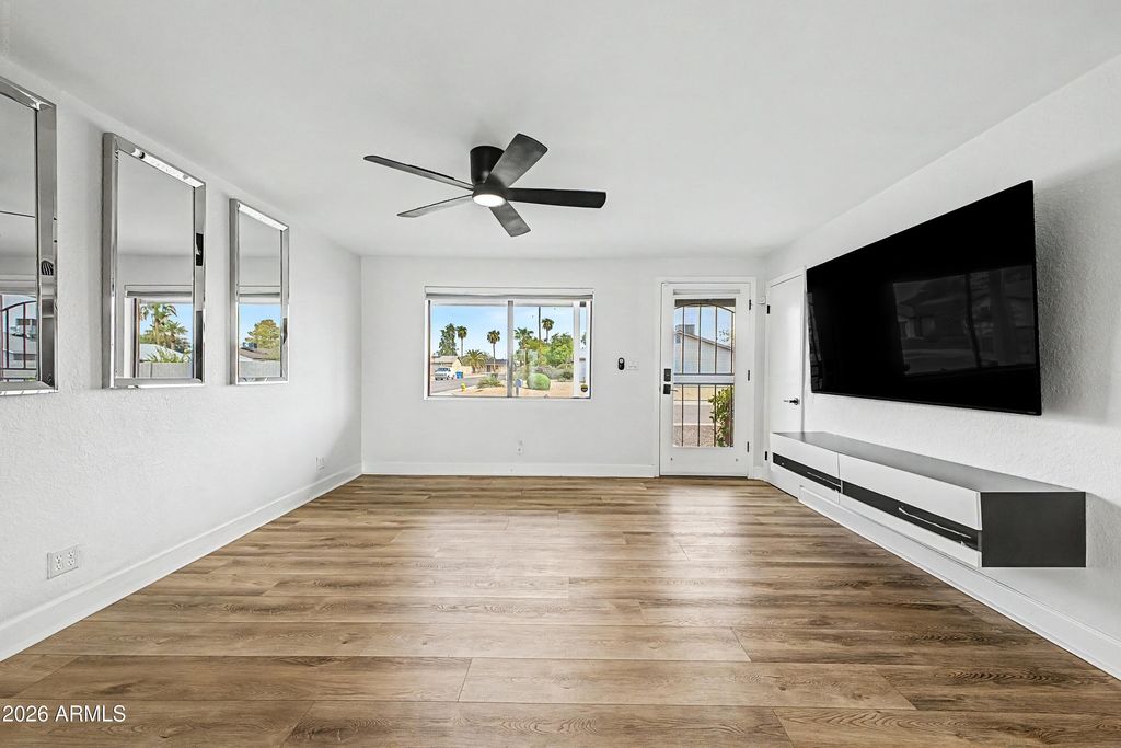 4101 E CALAVAR Road, Phoenix, AZ 85032 — photo 4