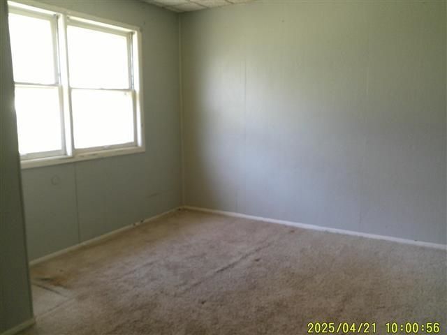 135 Grove St, Canton, KS 67428