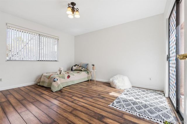 1423 S Salem Way, Aurora, CO 80012